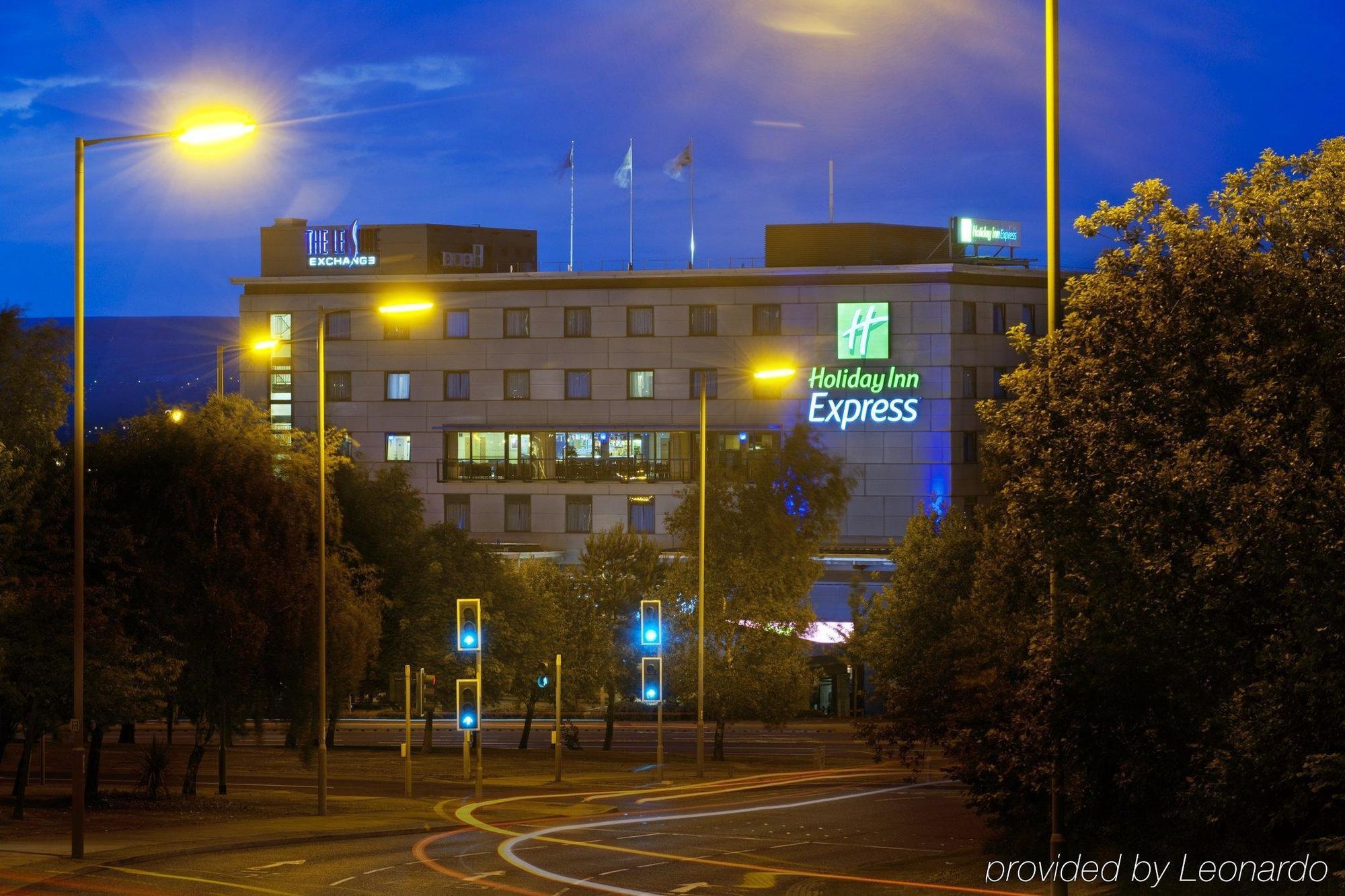 Holiday Inn Express Bradford City Centre By Ihg מראה חיצוני תמונה