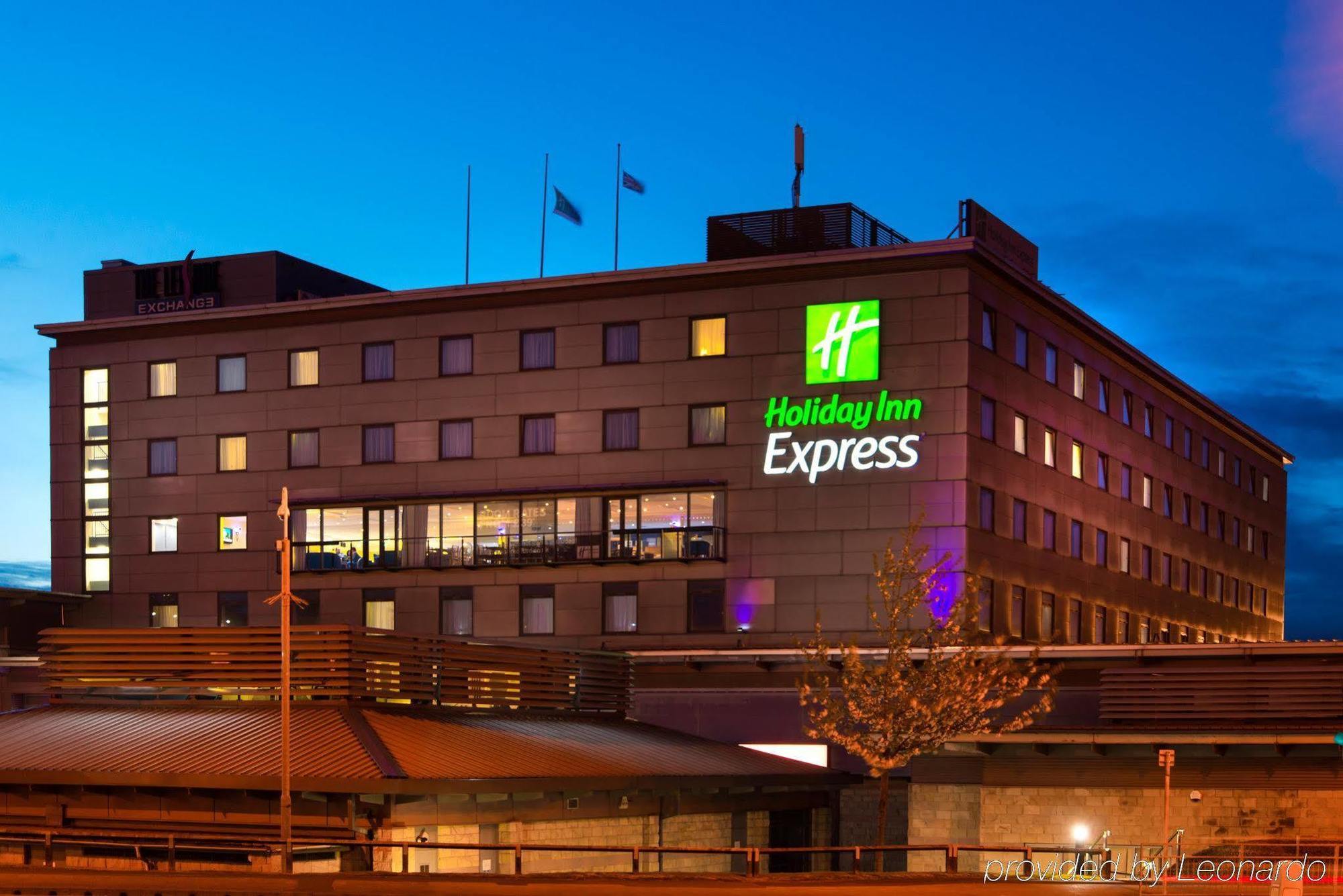 Holiday Inn Express Bradford City Centre By Ihg מראה חיצוני תמונה