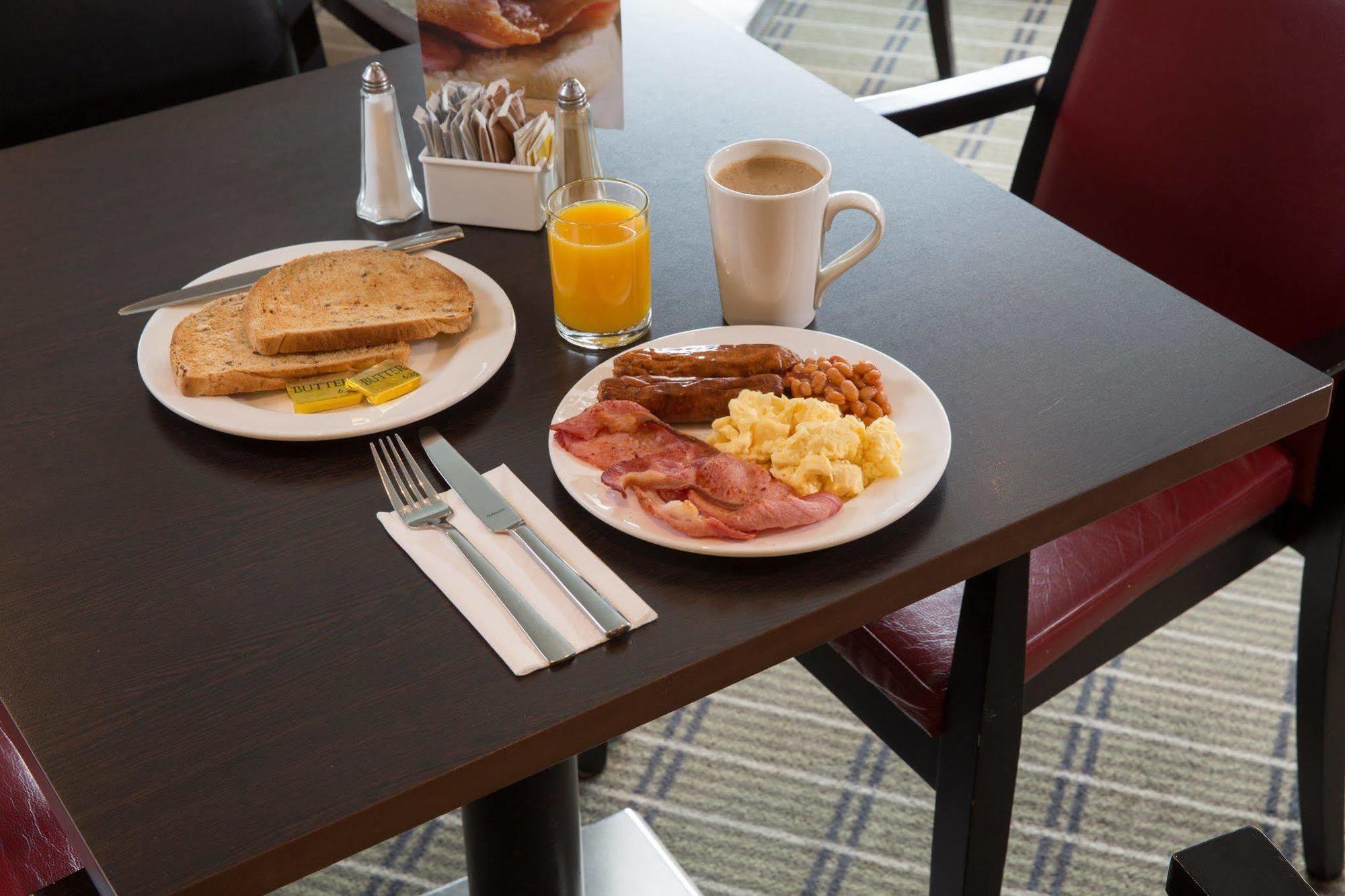 Holiday Inn Express Bradford City Centre By Ihg מראה חיצוני תמונה