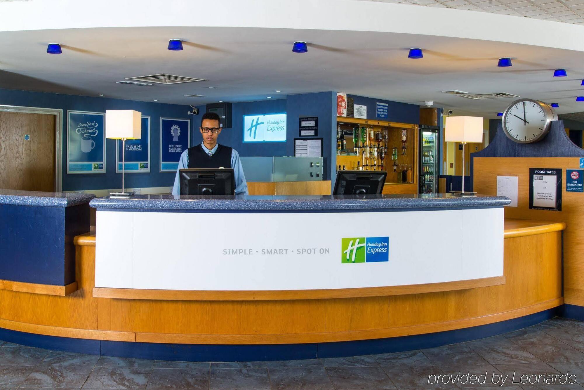 Holiday Inn Express Bradford City Centre By Ihg מראה חיצוני תמונה